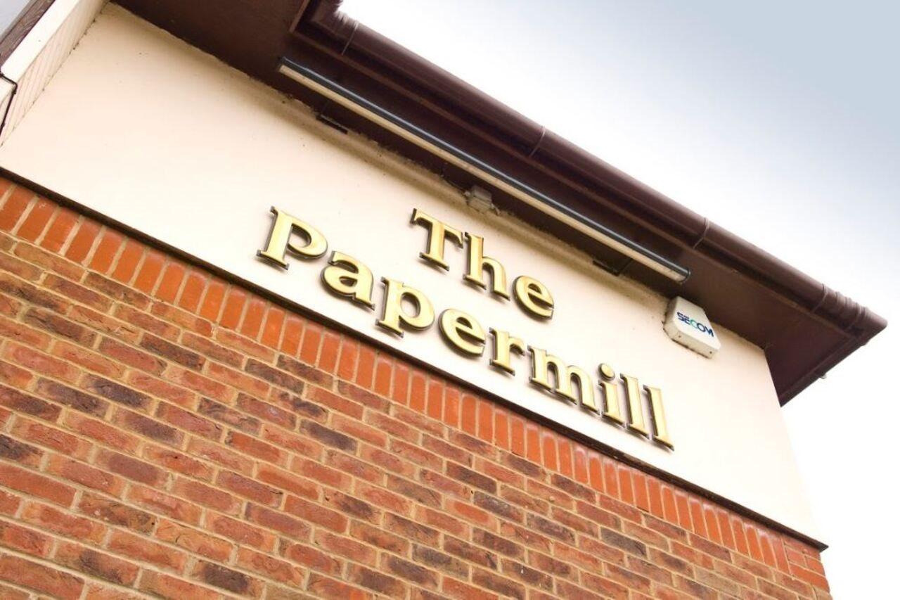 Premier Inn High Wycombe/Beaconsfield 外观 照片