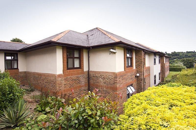 Premier Inn High Wycombe/Beaconsfield 外观 照片