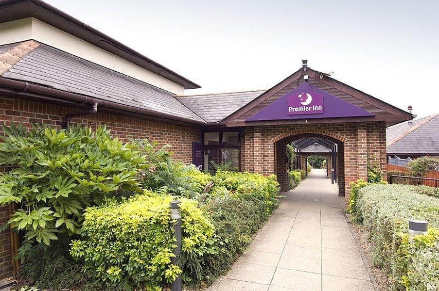 Premier Inn High Wycombe/Beaconsfield 外观 照片